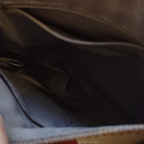 Genuine leather shoulder bag by Fossil 🍀 - Picture 9 of 12